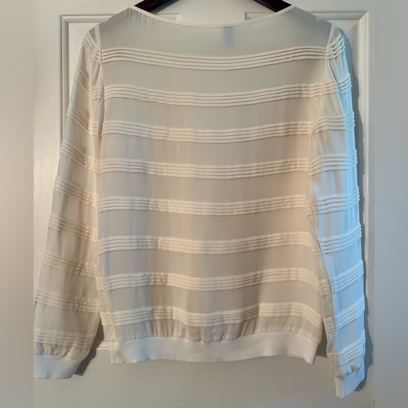 VERONICA BEARD 4 Ivory L/Sleeve Horizontal Pleat 100% Silk Luxury Blouse CLEAN - Picture 4 of 12